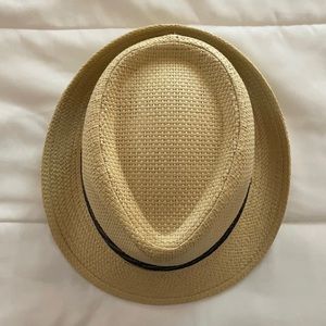NWOT - DPG straw fedora, size large